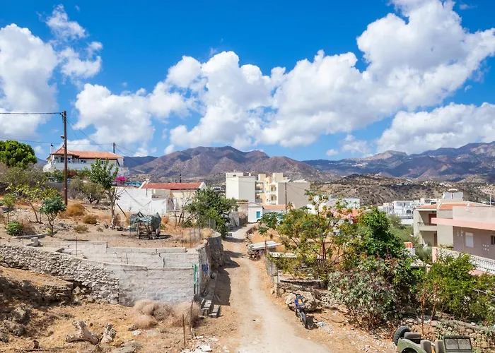 アパート Sun And Sea 1 カルパトス